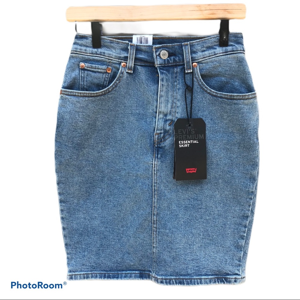 NWT Levi’s Premium Midi Denim Skirt Size 25